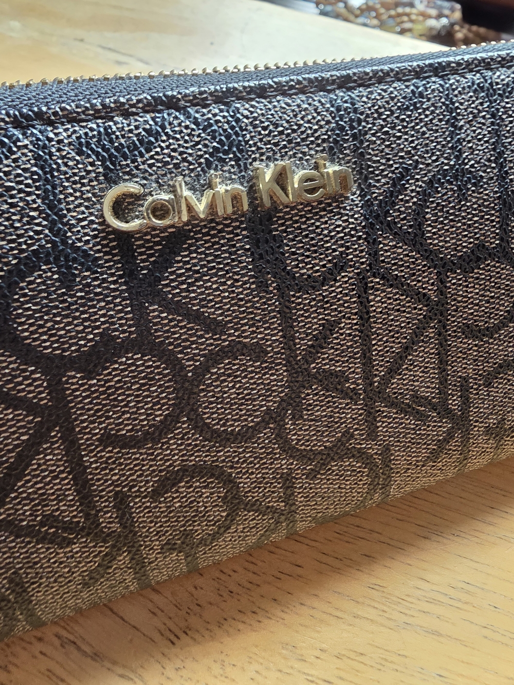 Calvin Klein Signature Zip Monogram Wallet - Picture 8 of 10